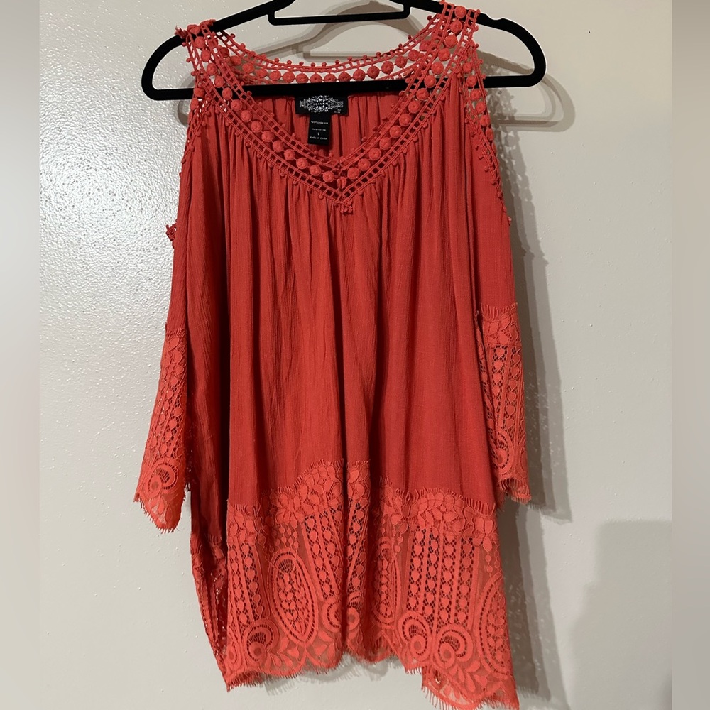 NWOT Oliver (Buckle Brand) Blouse